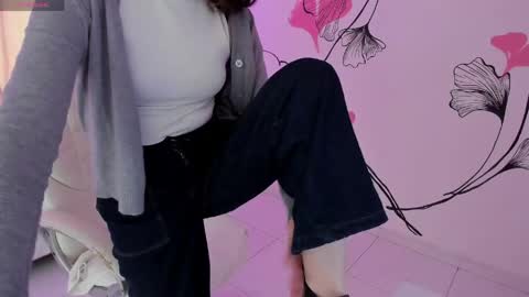 Kendall online show from 04.28.26