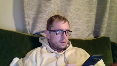 Snapshot of ginwood chatting on 12.22.24 ginwood online show from 12.22.24