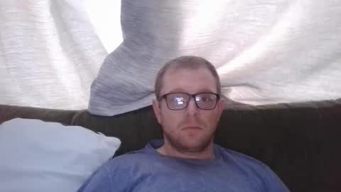 Snapshot of ginwood chatting on 12.14.25 ginwood online show from 12.14.25