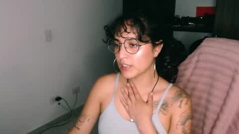 giny_bean online show from 04.12.26