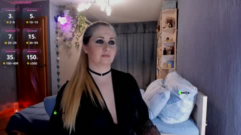  Lana  online show from 01.04.25