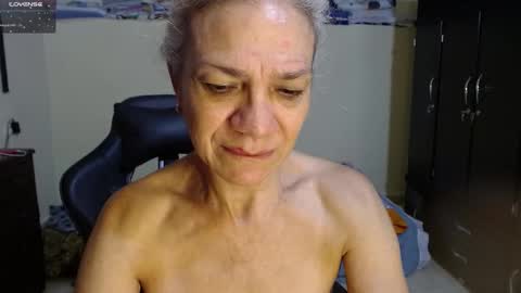 Snapshot of giorgia_xue53 chatting on 02.12.25 Mary online show from 02.12.25