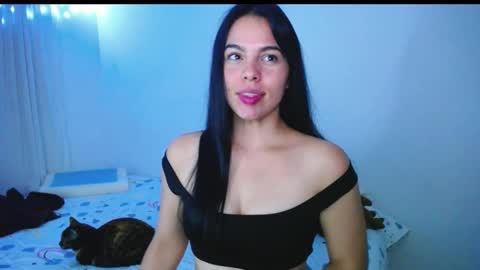 Snapshot of giorivera199 chatting on 02.24.25 GIO RIVERA online show from 02.24.25