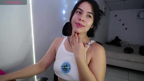 Snapshot of giorivera199 chatting on 09.13.25 GIO RIVERA online show from 09.13.25