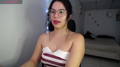 Snapshot of giorivera199 chatting on 09.16.25 GIO RIVERA online show from 09.16.25