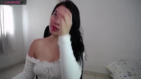 Snapshot of giorivera199 chatting on 10.22.25 GIO RIVERA online show from 10.22.25