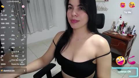 Snapshot of giorivera199 chatting on 02.04.26 GIO RIVERA online show from 02.04.26