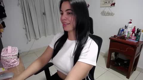 Snapshot of giorivera199 chatting on 03.08.26 GIO RIVERA online show from 03.08.26