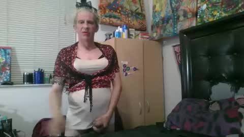 Snapshot of giovanni131971 chatting on 12.14.25 giovanni131971 online show from 12.14.25