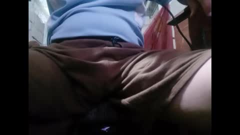 Snapshot of giovannyca chatting on 12.31.24 GuidoGiovan online show from 12.31.24