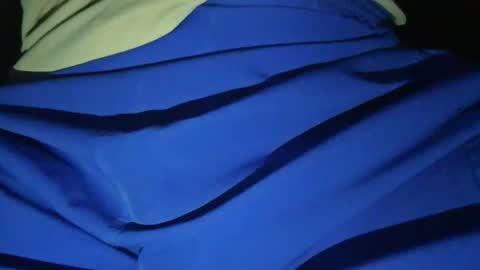 Snapshot of giovannyca chatting on 10.10.25 GuidoGiovan online show from 10.10.25