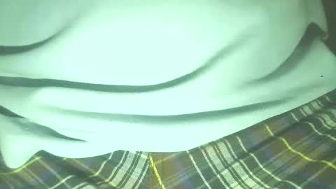 Snapshot of giovannyca chatting on 10.25.25 GuidoGiovan online show from 10.25.25