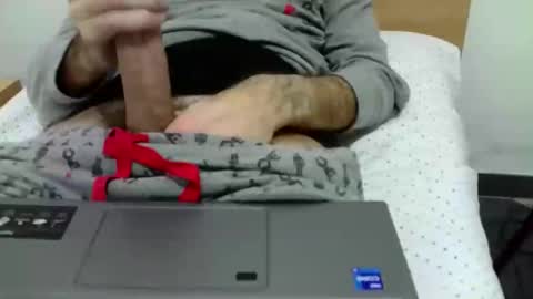 Snapshot of giovet chatting on 11.17.25 giovet online show from 11.17.25