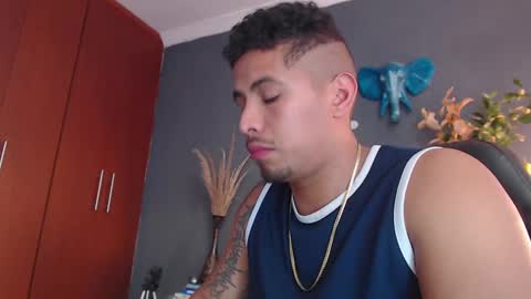 piggy boy online show from 12.03.24