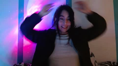 Snapshot of girl_marvel1 chatting on 09.29.25 Alejandra online show from 09.29.25