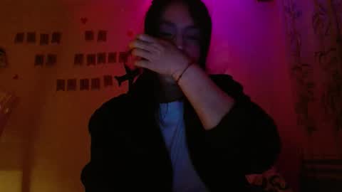 Snapshot of girl_marvel1 chatting on 11.07.25 Alejandra online show from 11.07.25