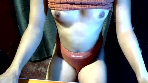 Snapshot of girl_on_fire29 chatting on 03.23.26 Rica online show from 03.23.26