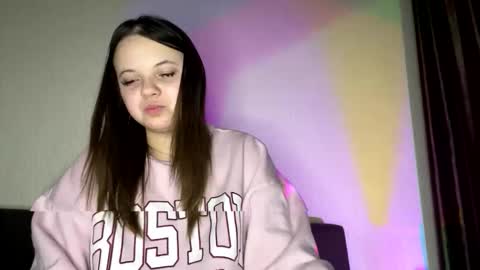 girl_shy07 online show from 02.08.26