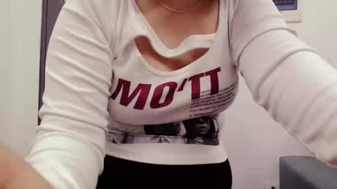 girlhanoi online show from 02.08.26