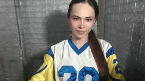 Snapshot of girlsweet_enise69xxx chatting on 06.06.26 Mynameisenise online show from 06.06.26