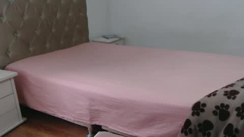 Victoria online show from 12.05.25