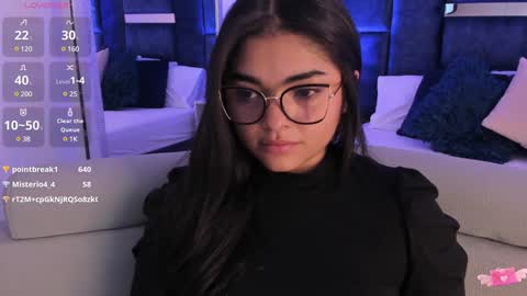     online show from 02.02.25