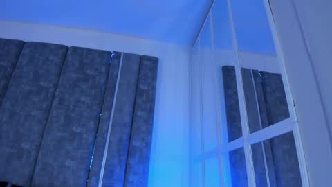     online show from 10.08.25