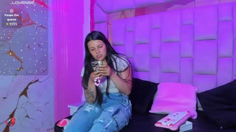 Snapshot of gisell_squirt chatting on 05.14.26 gisell_squirt online show from 05.14.26