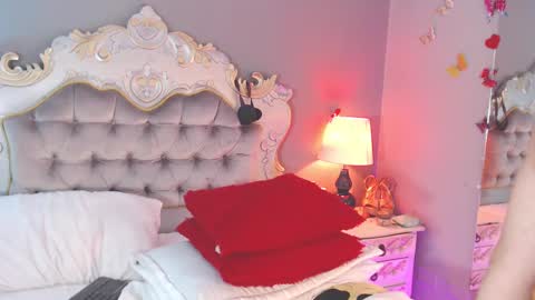 GiselleNoah online show from 02.11.25