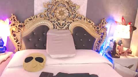 GiselleNoah online show from 01.13.26