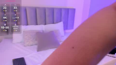 Snapshot of gisselle_palmer chatting on 12.20.24   online show from 12.20.24