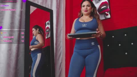 Snapshot of gissellsaenz chatting on 01.26.25 Gissell Saenz online show from 01.26.25