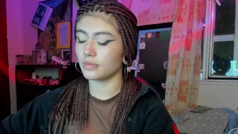 Giulietta online show from 12.17.24