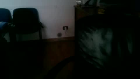 Snapshot of giuseppevai1 chatting on 11.18.25 giuseppevai1 online show from 11.18.25