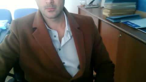 Snapshot of giuseppevai1 chatting on 11.24.25 giuseppevai1 online show from 11.24.25