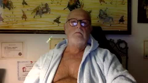 Snapshot of giutomma930394 chatting on 10.22.25 giutomma930394 online show from 10.22.25