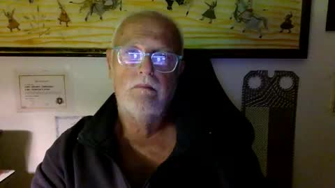 Snapshot of giutomma930394 chatting on 05.17.26 giutomma930394 online show from 05.17.26
