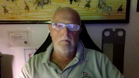 Snapshot of giutomma930394 chatting on 05.27.26 giutomma930394 online show from 05.27.26