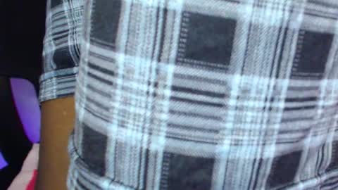 Snapshot of giv_deez chatting on 03.05.26 marlon online show from 03.05.26