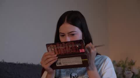 Agness online show from 09.18.25