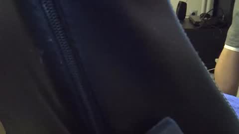 Snapshot of gk1978768629 chatting on 02.21.25 big cock baby online show from 02.21.25