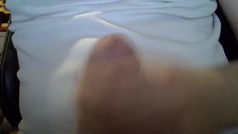 Snapshot of gk1978768629 chatting on 10.10.25 big cock baby online show from 10.10.25