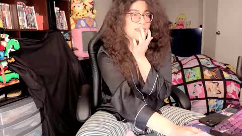 glaceon9 online show from 03.05.26