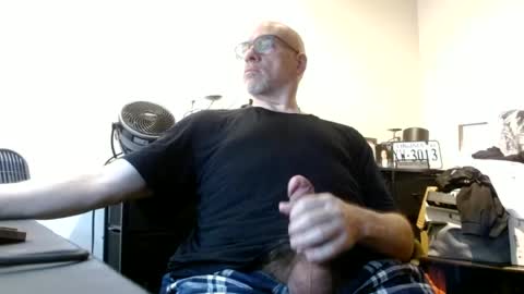 Snapshot of glaikind925958 chatting on 06.18.26 glaikind925958 online show from 06.18.26
