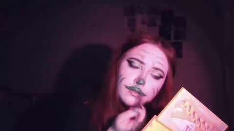 Snapshot of glamour_rebel chatting on 12.14.25 glamour_rebel online show from 12.14.25