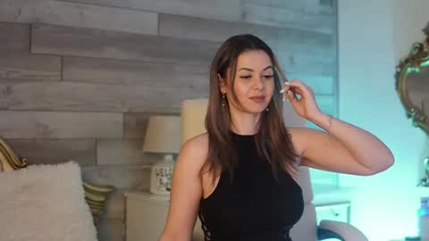 CharmingMom online show from 02.20.25