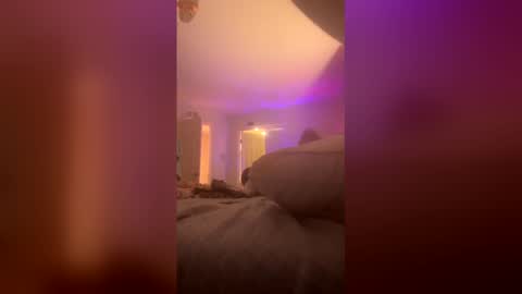 glampire016 online show from 03.18.26