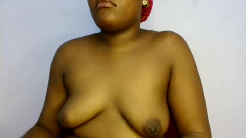 Snapshot of glamslut8 chatting on 07.10.26 sweet girl online show from 07.10.26