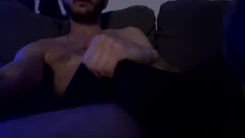 Snapshot of glegere18 chatting on 03.10.25 Lets get wierd online show from 03.10.25