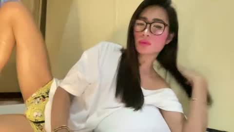 gleiahong online show from 06.14.26